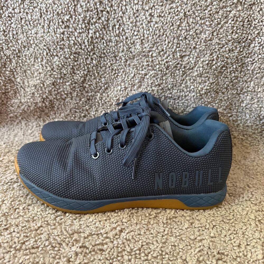 NOBULL Outwork Navy Gum Lightweight Lifting Shoes Men’s Sz 10 Women’s 11.5